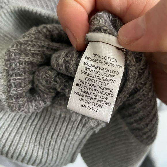 Men’s Refectory London Pull Over Gray Quarter Zip Up Sweater, Size Small - Picture 8 of 9